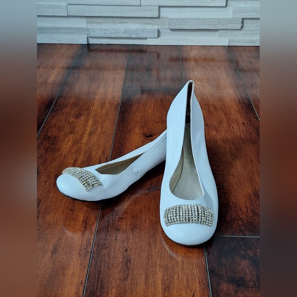 Kate Spade New York White Rhinestones Ballet Flat Size 7.5
